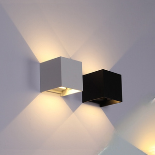 Ray Applique da Esterni Quadrato Regolabile LED